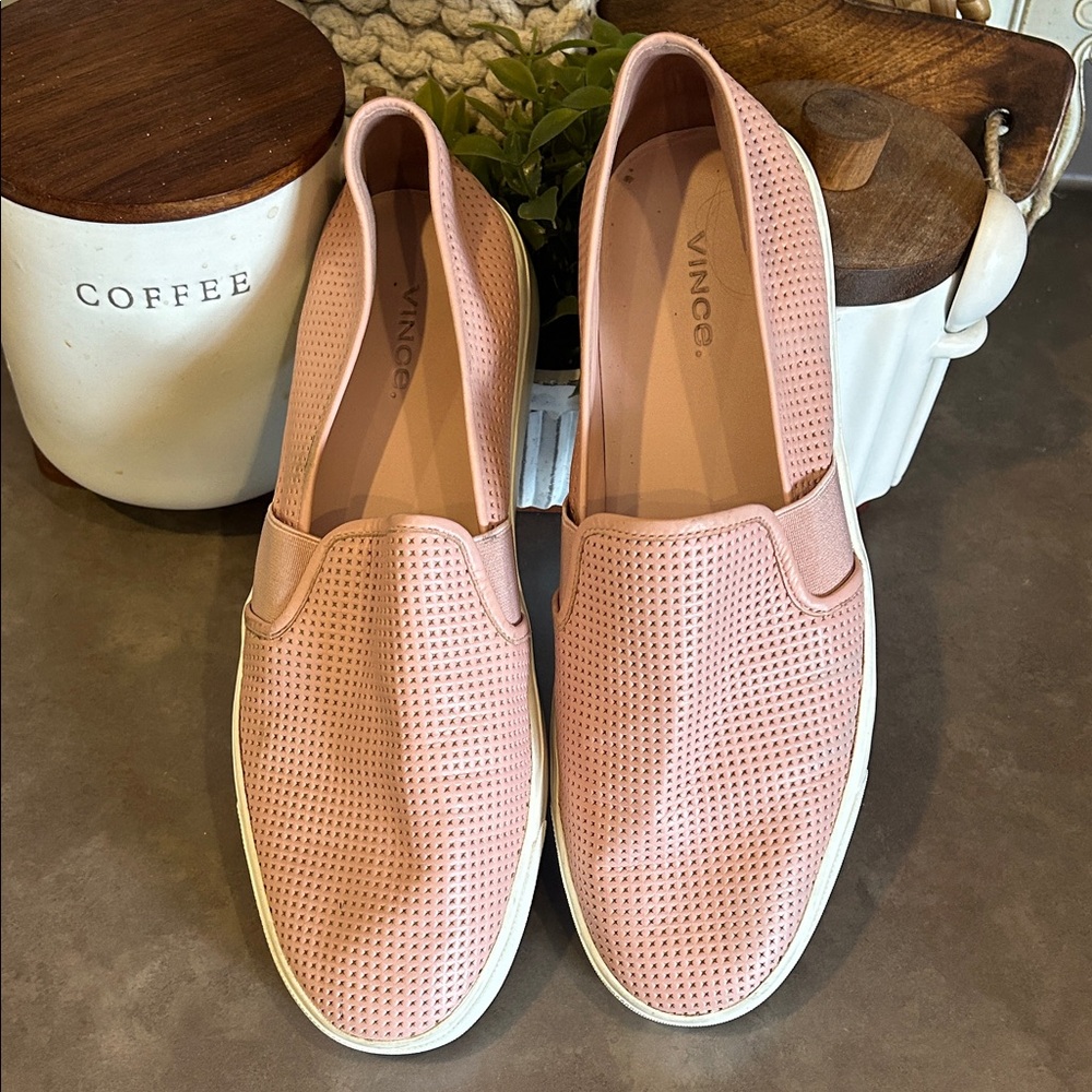 Vince Blair Blush Pink Perforated Slip-On Sneakers for Women sz 10